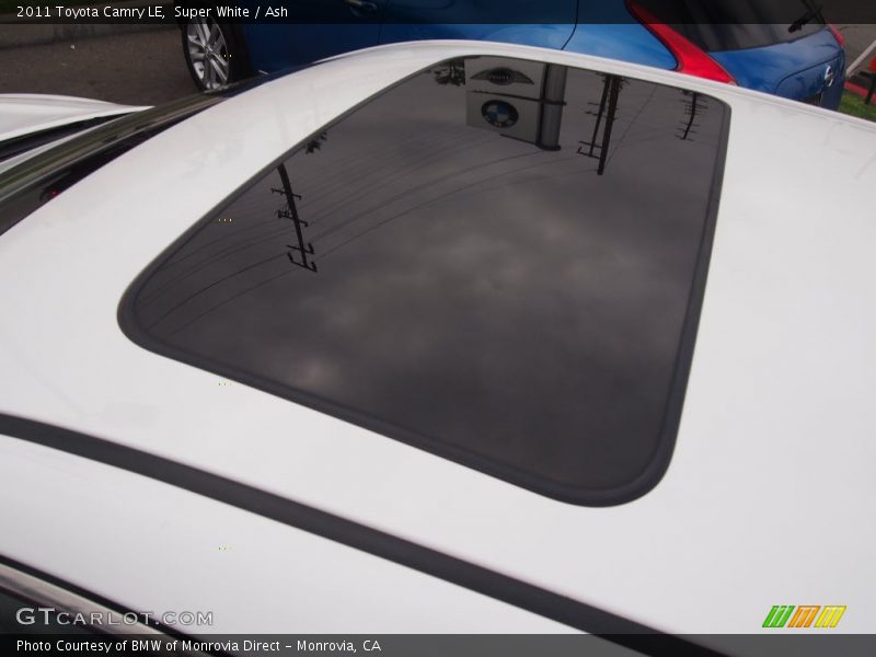 Super White / Ash 2011 Toyota Camry LE