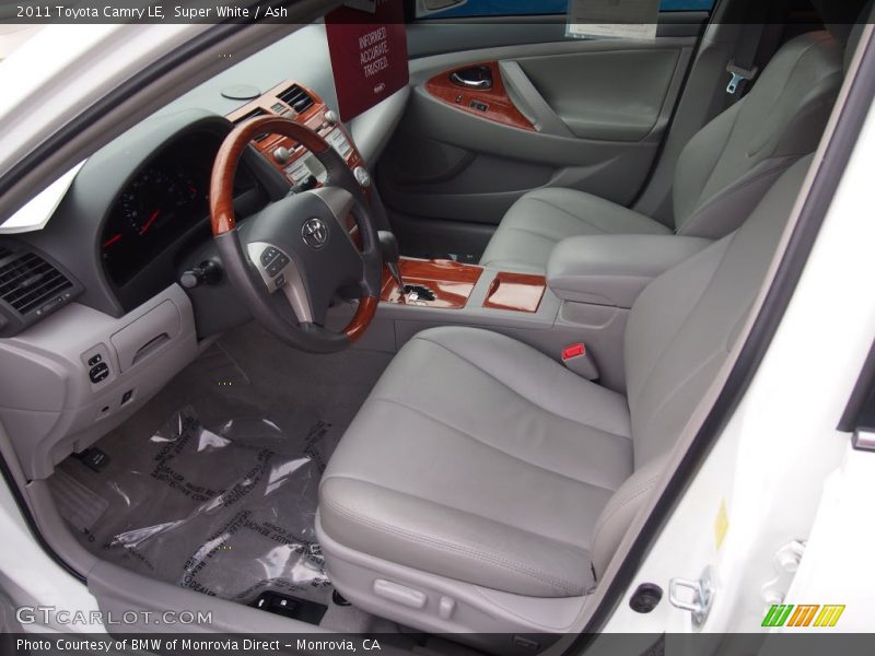 Super White / Ash 2011 Toyota Camry LE