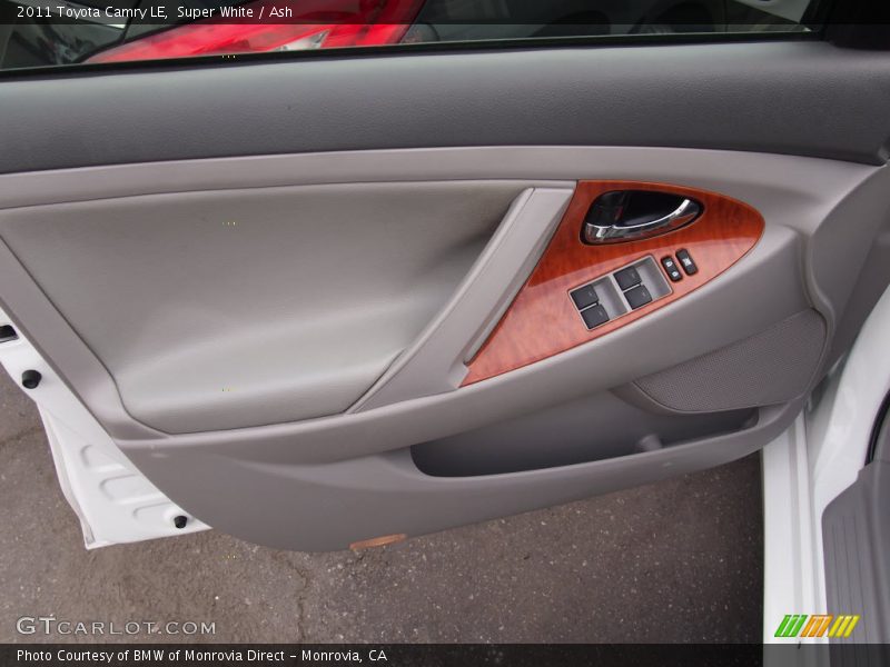 Super White / Ash 2011 Toyota Camry LE