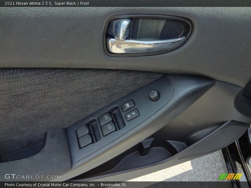 Super Black / Frost 2011 Nissan Altima 2.5 S