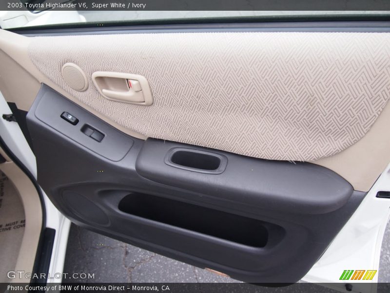 Super White / Ivory 2003 Toyota Highlander V6