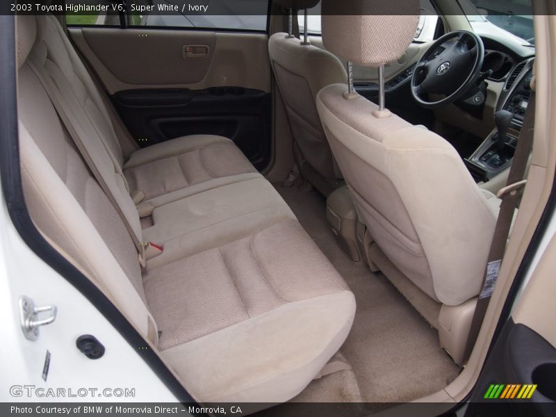 Super White / Ivory 2003 Toyota Highlander V6