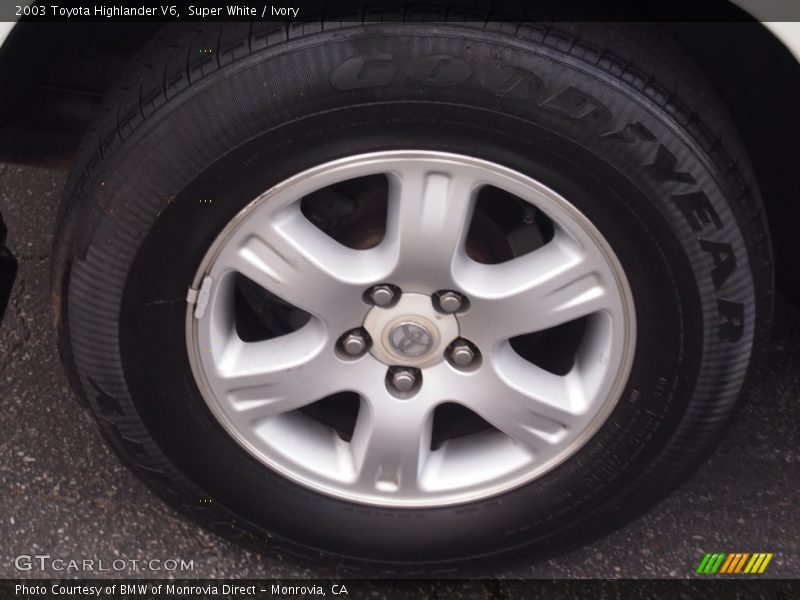 Super White / Ivory 2003 Toyota Highlander V6