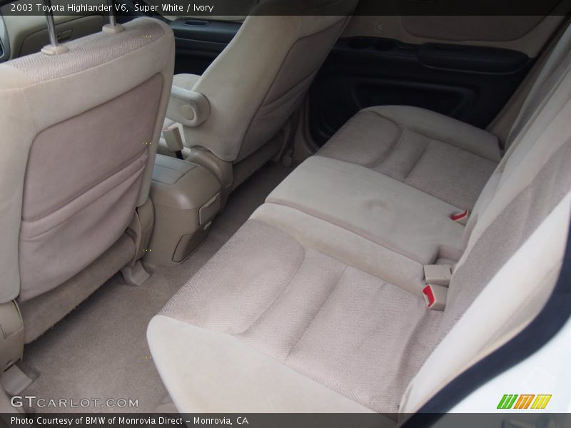 Super White / Ivory 2003 Toyota Highlander V6
