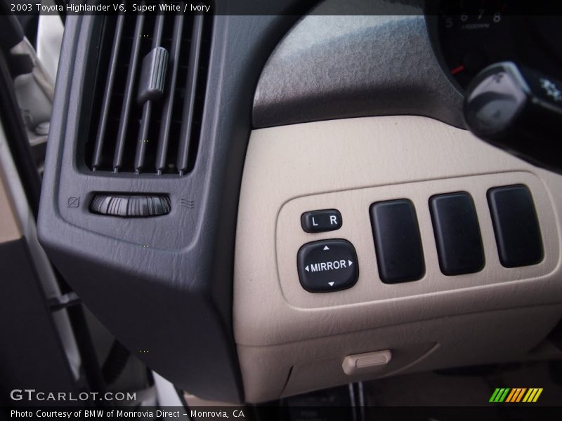 Super White / Ivory 2003 Toyota Highlander V6
