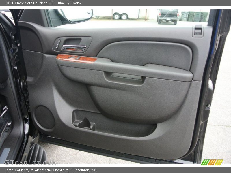 Black / Ebony 2011 Chevrolet Suburban LTZ