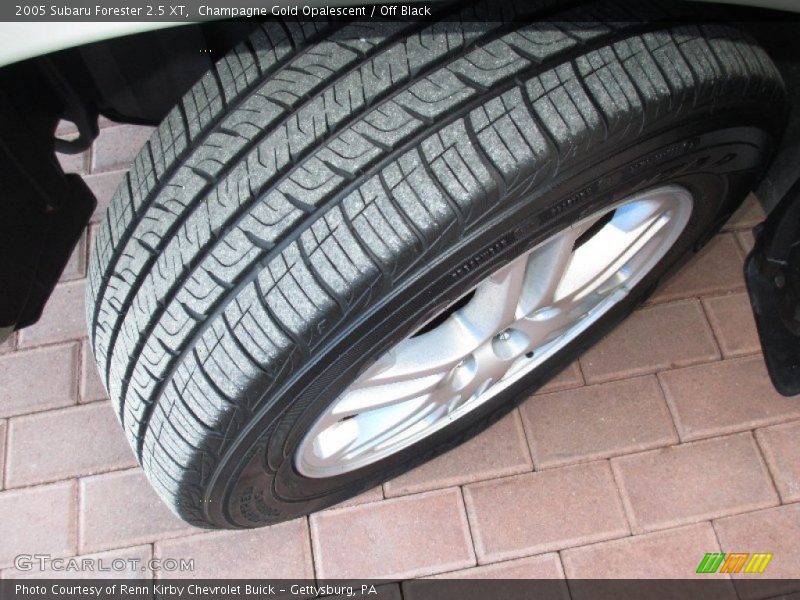 Champagne Gold Opalescent / Off Black 2005 Subaru Forester 2.5 XT