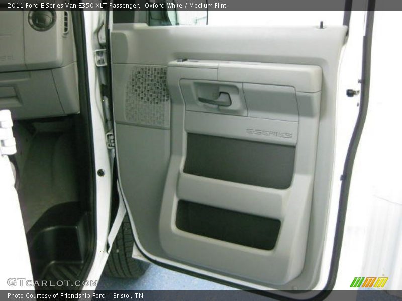 Oxford White / Medium Flint 2011 Ford E Series Van E350 XLT Passenger
