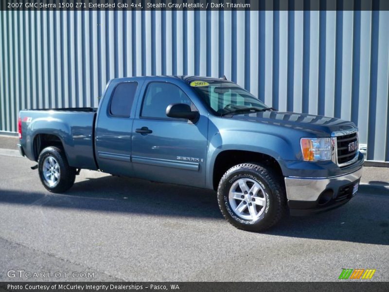 Stealth Gray Metallic / Dark Titanium 2007 GMC Sierra 1500 Z71 Extended Cab 4x4