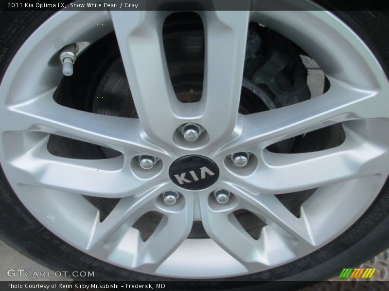 Snow White Pearl / Gray 2011 Kia Optima LX