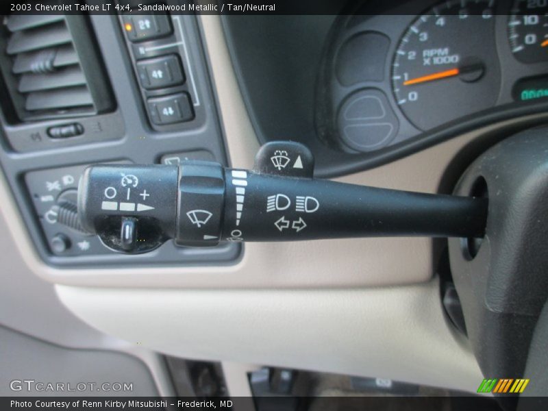 Sandalwood Metallic / Tan/Neutral 2003 Chevrolet Tahoe LT 4x4