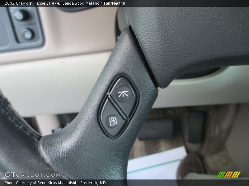 Sandalwood Metallic / Tan/Neutral 2003 Chevrolet Tahoe LT 4x4