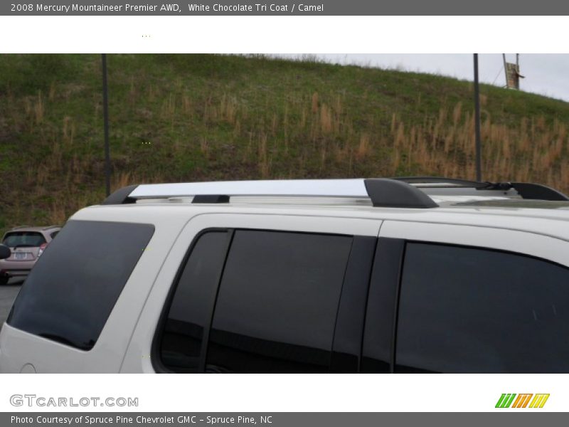White Chocolate Tri Coat / Camel 2008 Mercury Mountaineer Premier AWD