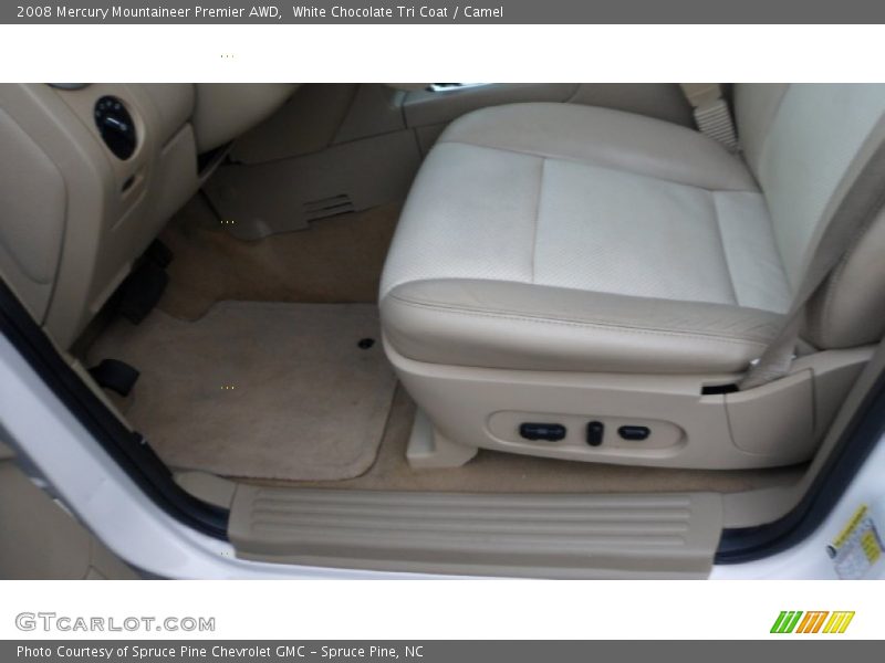 White Chocolate Tri Coat / Camel 2008 Mercury Mountaineer Premier AWD