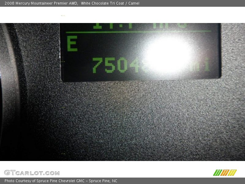 White Chocolate Tri Coat / Camel 2008 Mercury Mountaineer Premier AWD