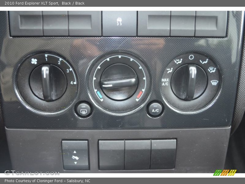 Controls of 2010 Explorer XLT Sport