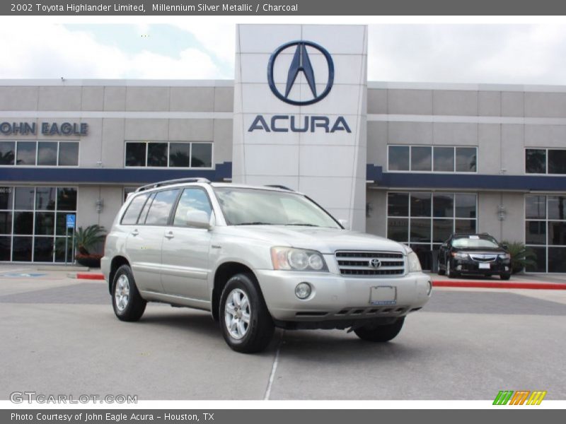 Millennium Silver Metallic / Charcoal 2002 Toyota Highlander Limited