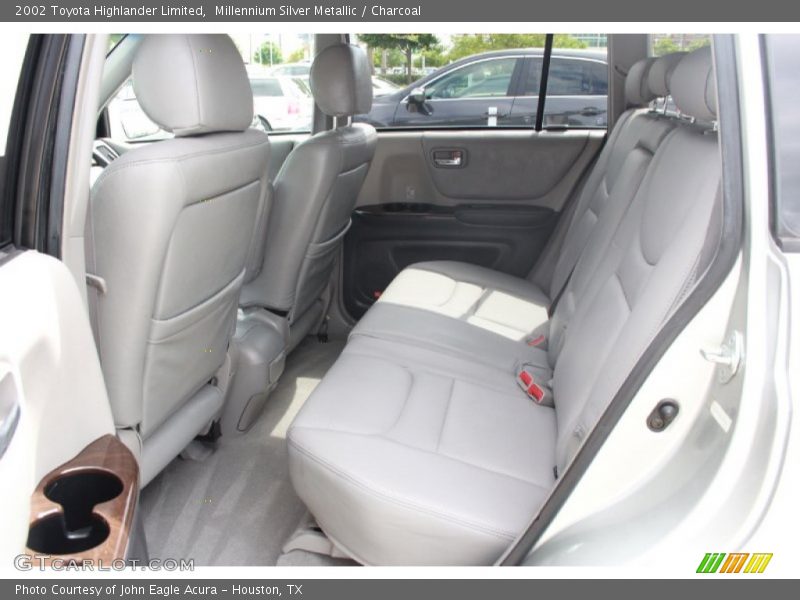Millennium Silver Metallic / Charcoal 2002 Toyota Highlander Limited