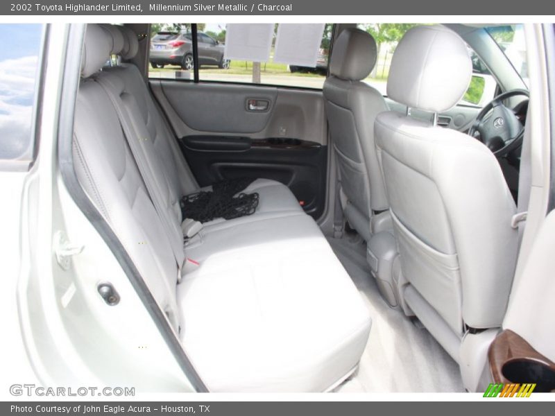 Millennium Silver Metallic / Charcoal 2002 Toyota Highlander Limited