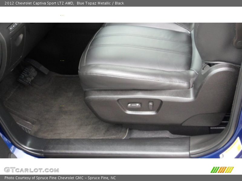 Blue Topaz Metallic / Black 2012 Chevrolet Captiva Sport LTZ AWD