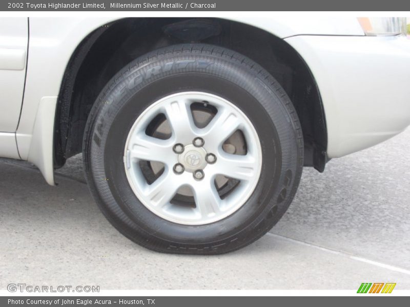 Millennium Silver Metallic / Charcoal 2002 Toyota Highlander Limited
