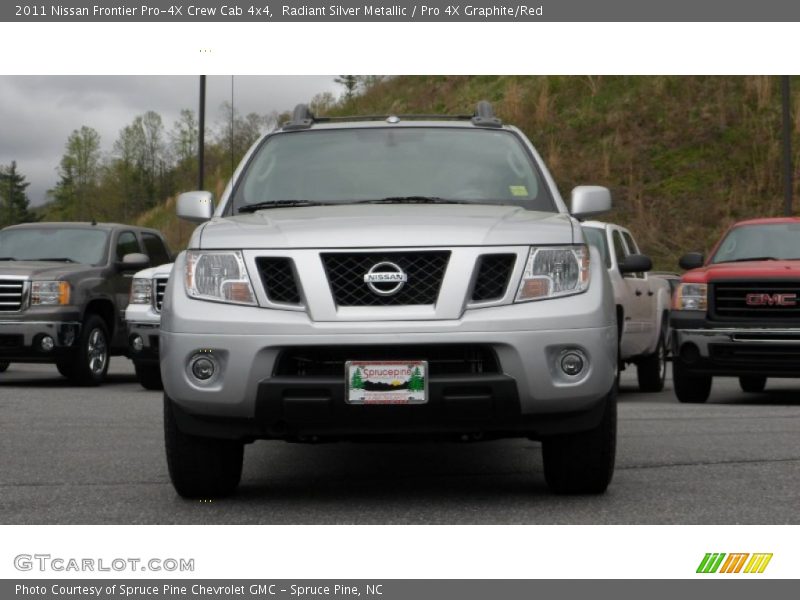 Radiant Silver Metallic / Pro 4X Graphite/Red 2011 Nissan Frontier Pro-4X Crew Cab 4x4