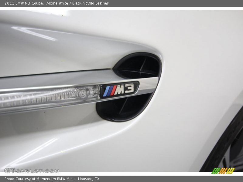 Alpine White / Black Novillo Leather 2011 BMW M3 Coupe