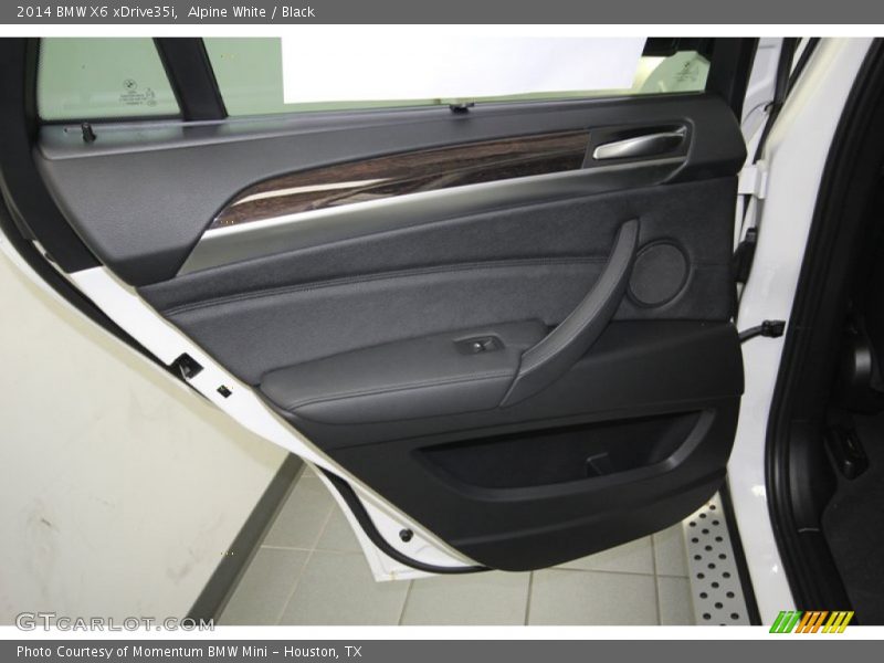 Alpine White / Black 2014 BMW X6 xDrive35i