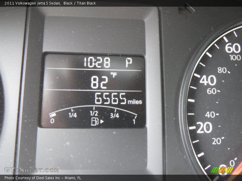 Black / Titan Black 2011 Volkswagen Jetta S Sedan