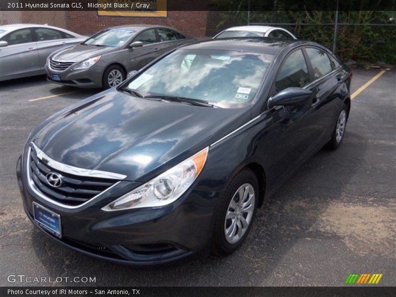 Midnight Black / Gray 2011 Hyundai Sonata GLS