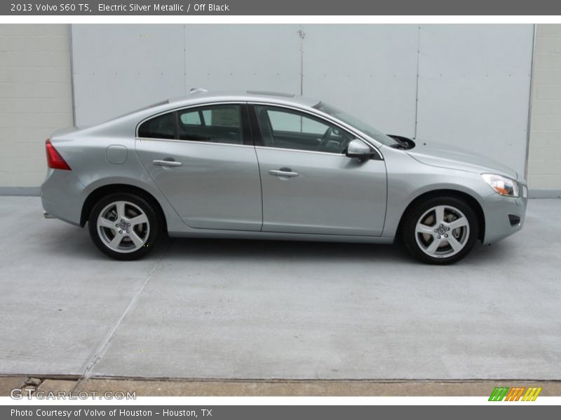 Electric Silver Metallic / Off Black 2013 Volvo S60 T5