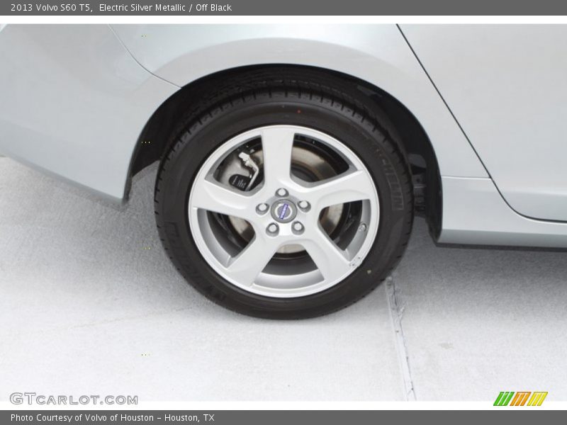 Electric Silver Metallic / Off Black 2013 Volvo S60 T5