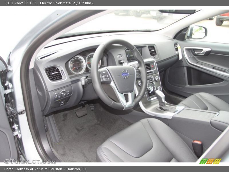 Electric Silver Metallic / Off Black 2013 Volvo S60 T5