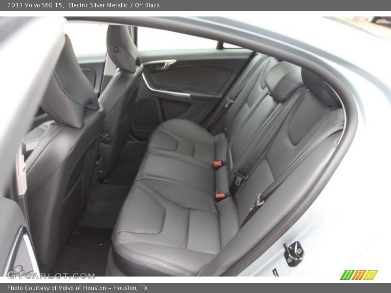 Electric Silver Metallic / Off Black 2013 Volvo S60 T5