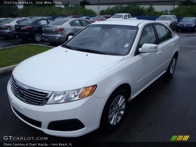 Front 3/4 View of 2010 Optima LX