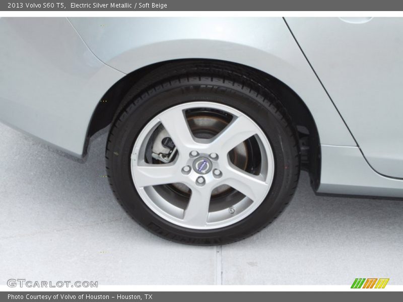 Electric Silver Metallic / Soft Beige 2013 Volvo S60 T5