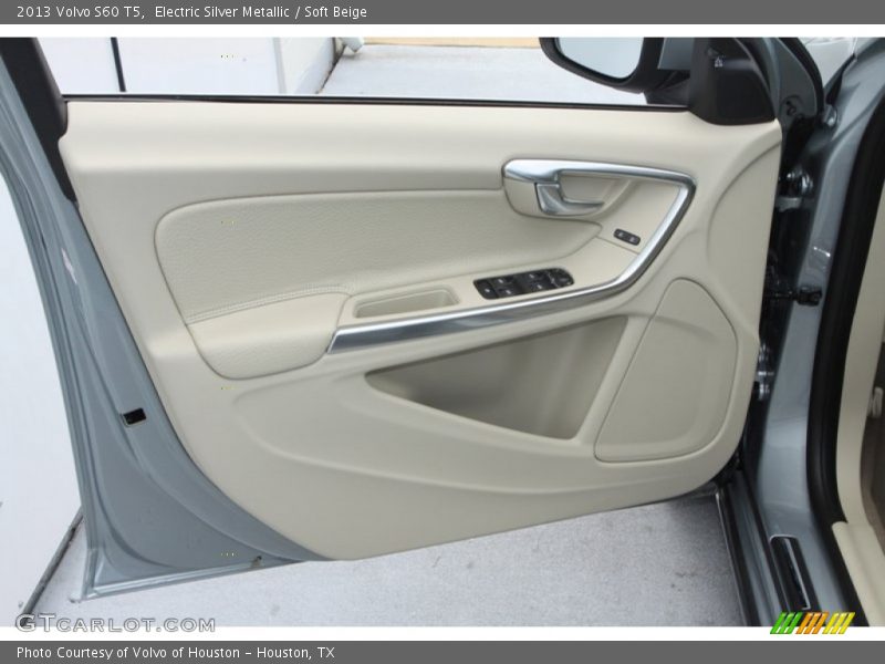 Electric Silver Metallic / Soft Beige 2013 Volvo S60 T5