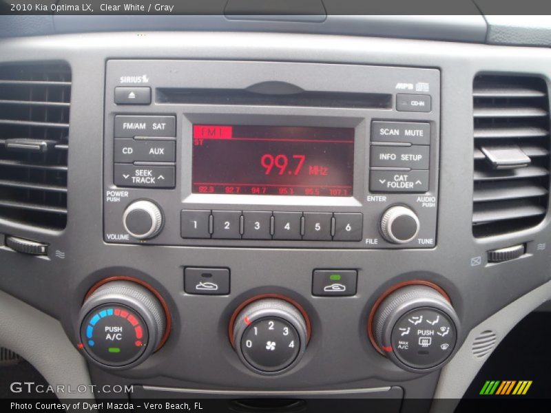 Controls of 2010 Optima LX