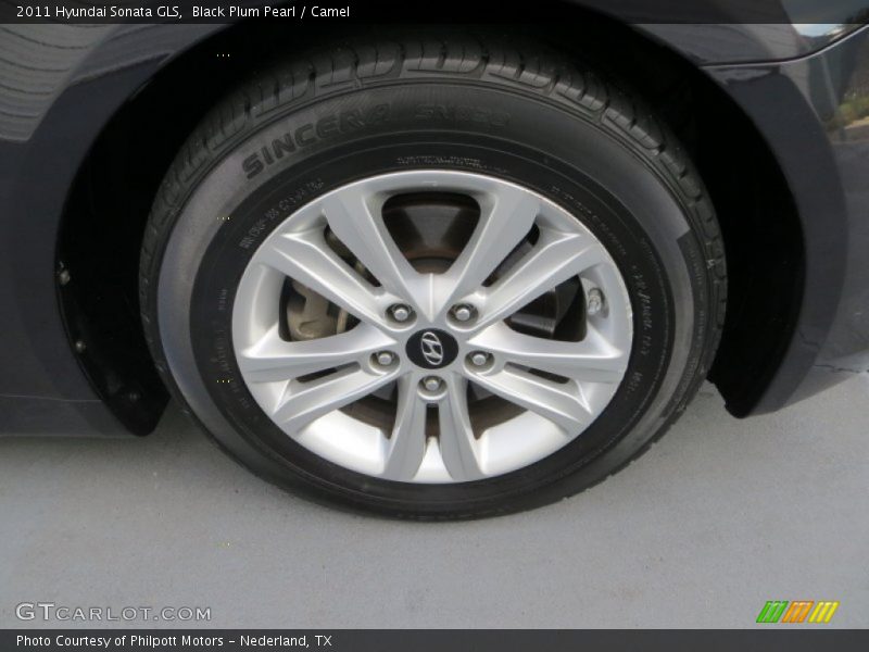 Black Plum Pearl / Camel 2011 Hyundai Sonata GLS