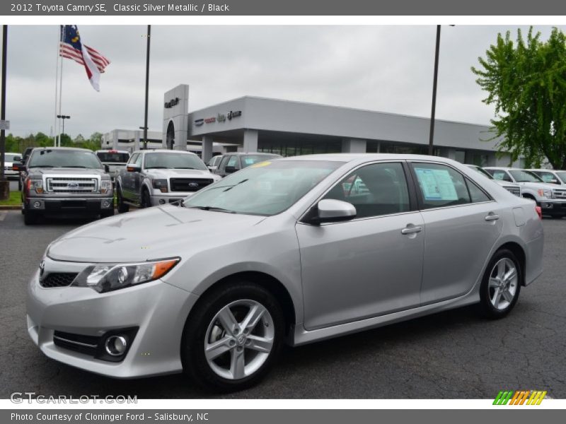 Classic Silver Metallic / Black 2012 Toyota Camry SE