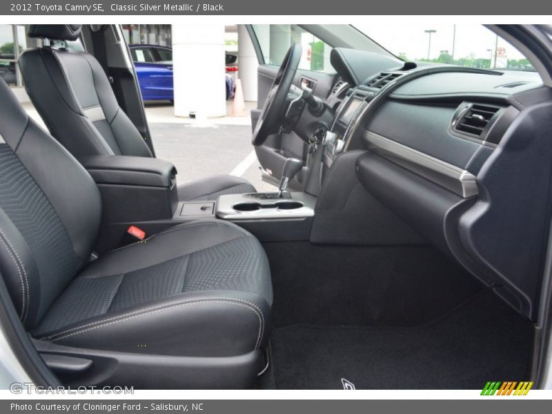 Classic Silver Metallic / Black 2012 Toyota Camry SE