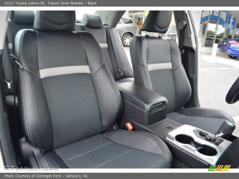 Classic Silver Metallic / Black 2012 Toyota Camry SE