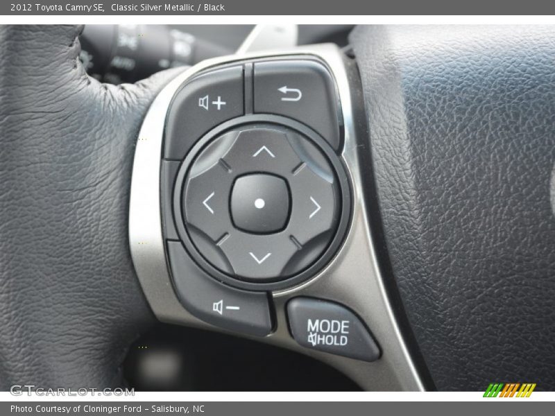 Classic Silver Metallic / Black 2012 Toyota Camry SE