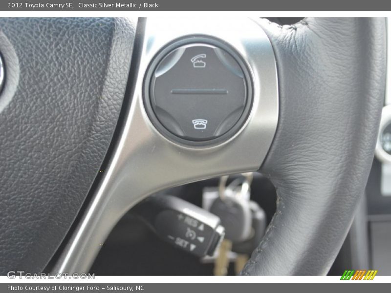Classic Silver Metallic / Black 2012 Toyota Camry SE