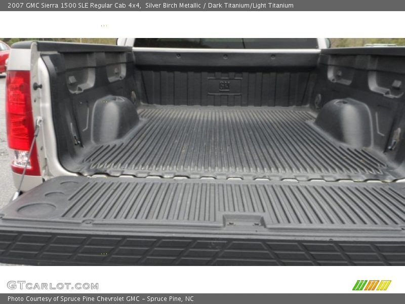 Silver Birch Metallic / Dark Titanium/Light Titanium 2007 GMC Sierra 1500 SLE Regular Cab 4x4