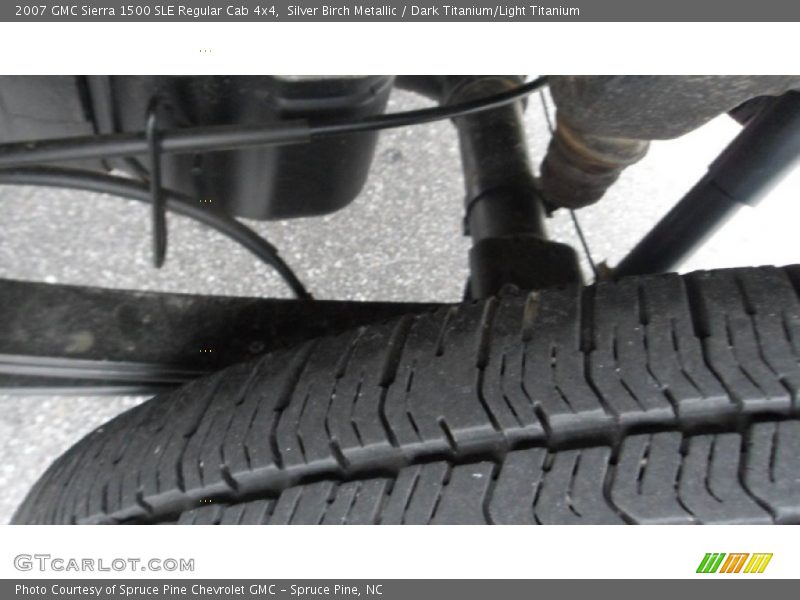 Silver Birch Metallic / Dark Titanium/Light Titanium 2007 GMC Sierra 1500 SLE Regular Cab 4x4