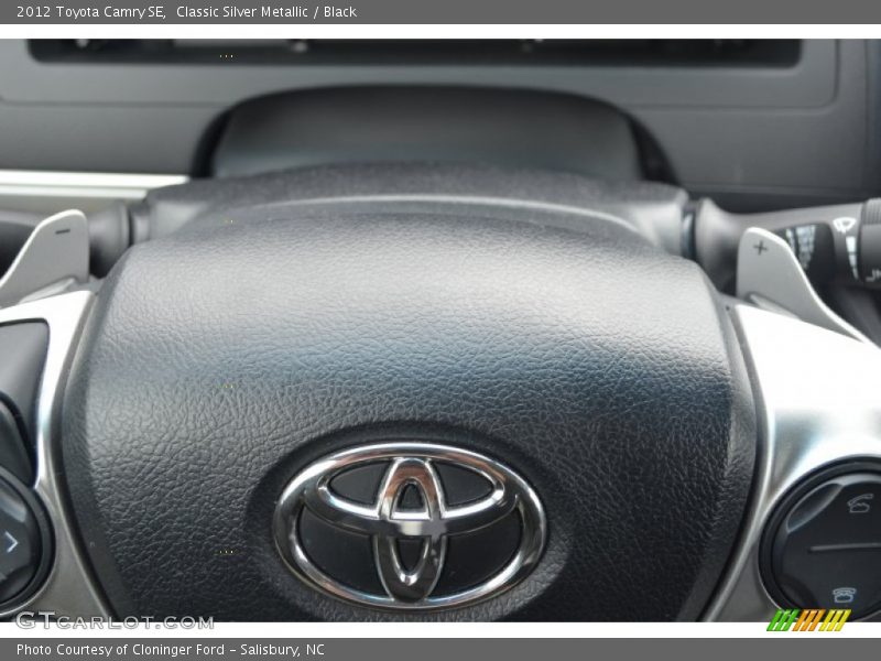 Classic Silver Metallic / Black 2012 Toyota Camry SE