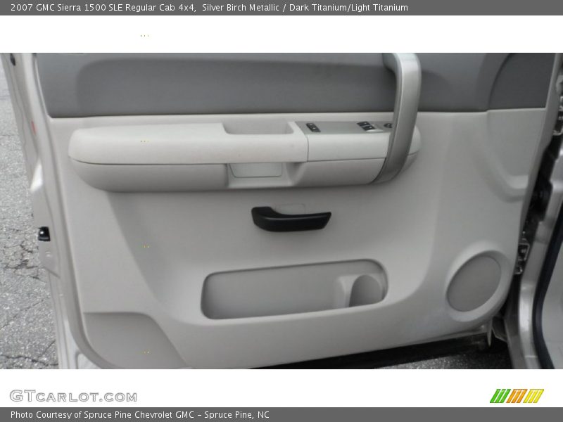 Silver Birch Metallic / Dark Titanium/Light Titanium 2007 GMC Sierra 1500 SLE Regular Cab 4x4