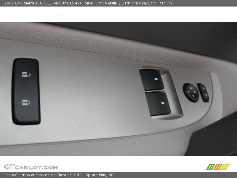 Silver Birch Metallic / Dark Titanium/Light Titanium 2007 GMC Sierra 1500 SLE Regular Cab 4x4