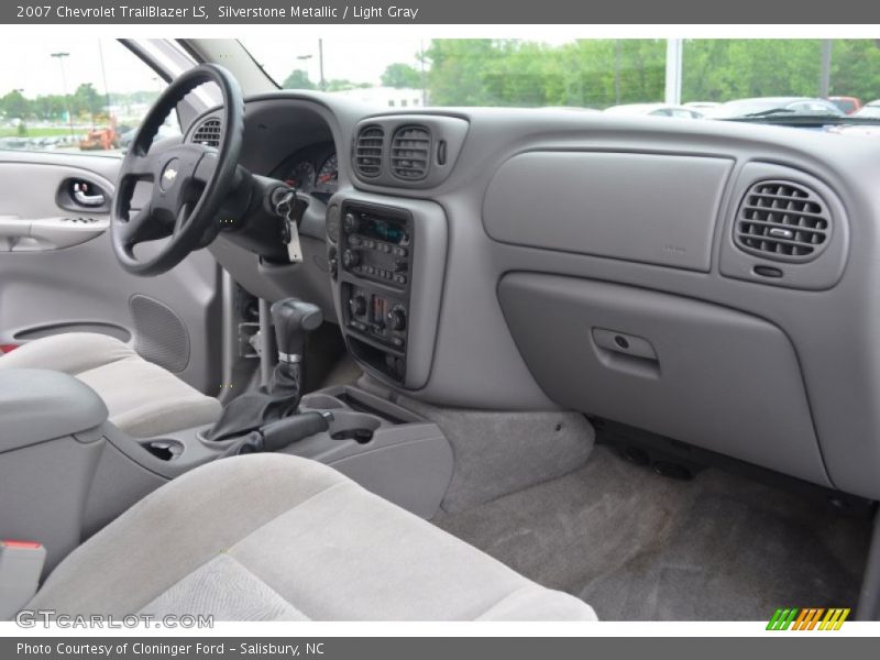 Silverstone Metallic / Light Gray 2007 Chevrolet TrailBlazer LS